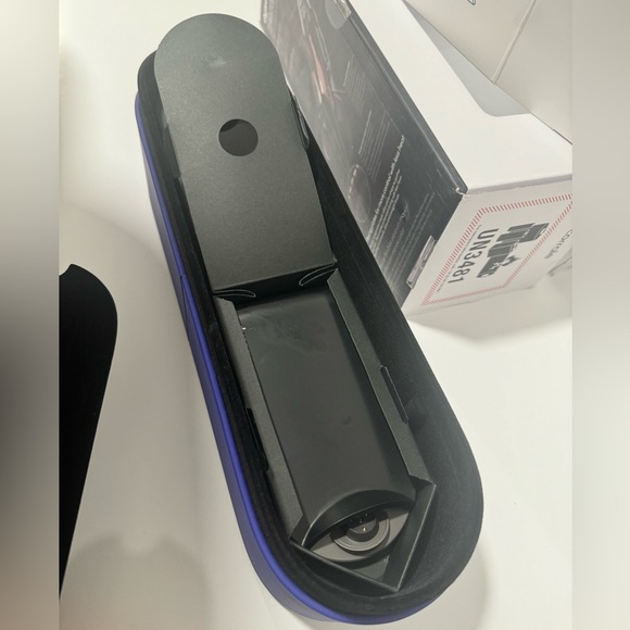 Dyson Corrale Straightener - Picture 3 of 6